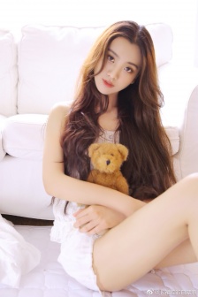 所以  和黑粉结婚了